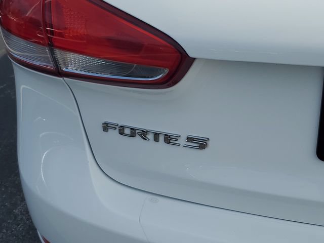 Used 2017 Kia Forte LX FWD image 7