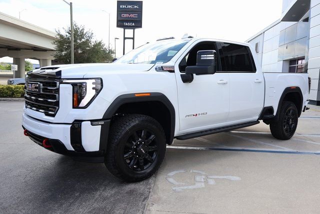 New 2026 GMC Sierra 2500 AT4 w/ AT4 Premium Plus Package image 3