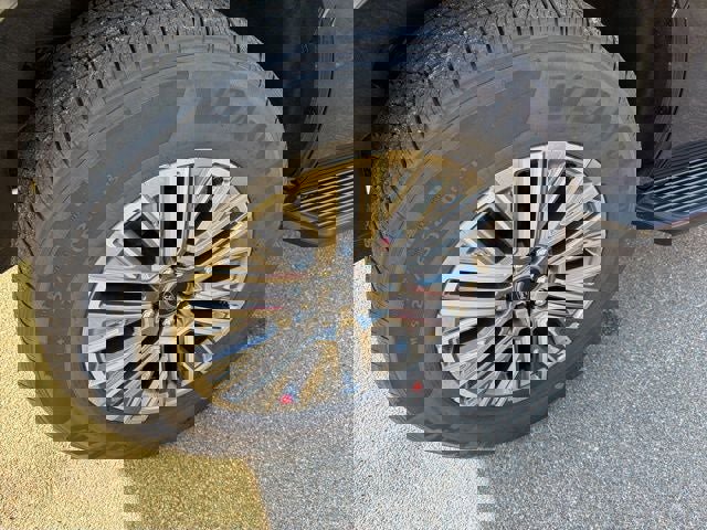 New 2026 Ford Expedition Max Platinum image 10