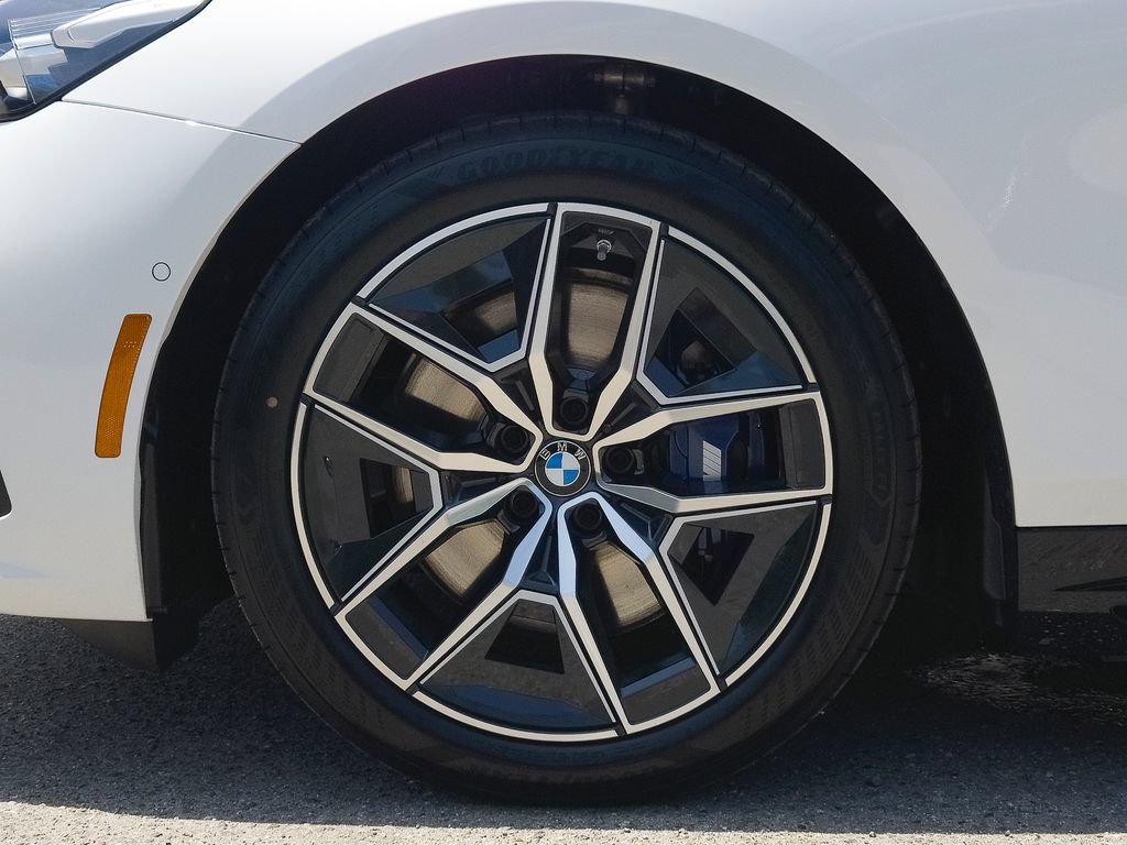 New 2027 BMW i5 eDrive40 w/ M Sport Package RWD image 6