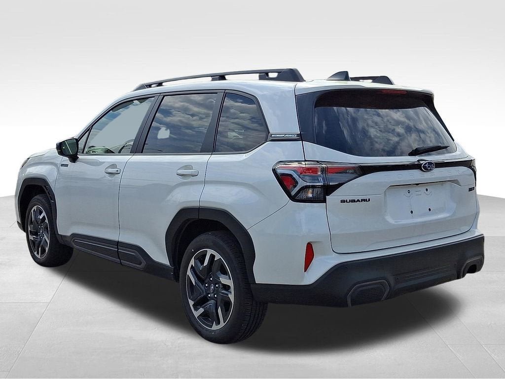 Certified 2025 Subaru Forester Limited AWD/4WD image 4