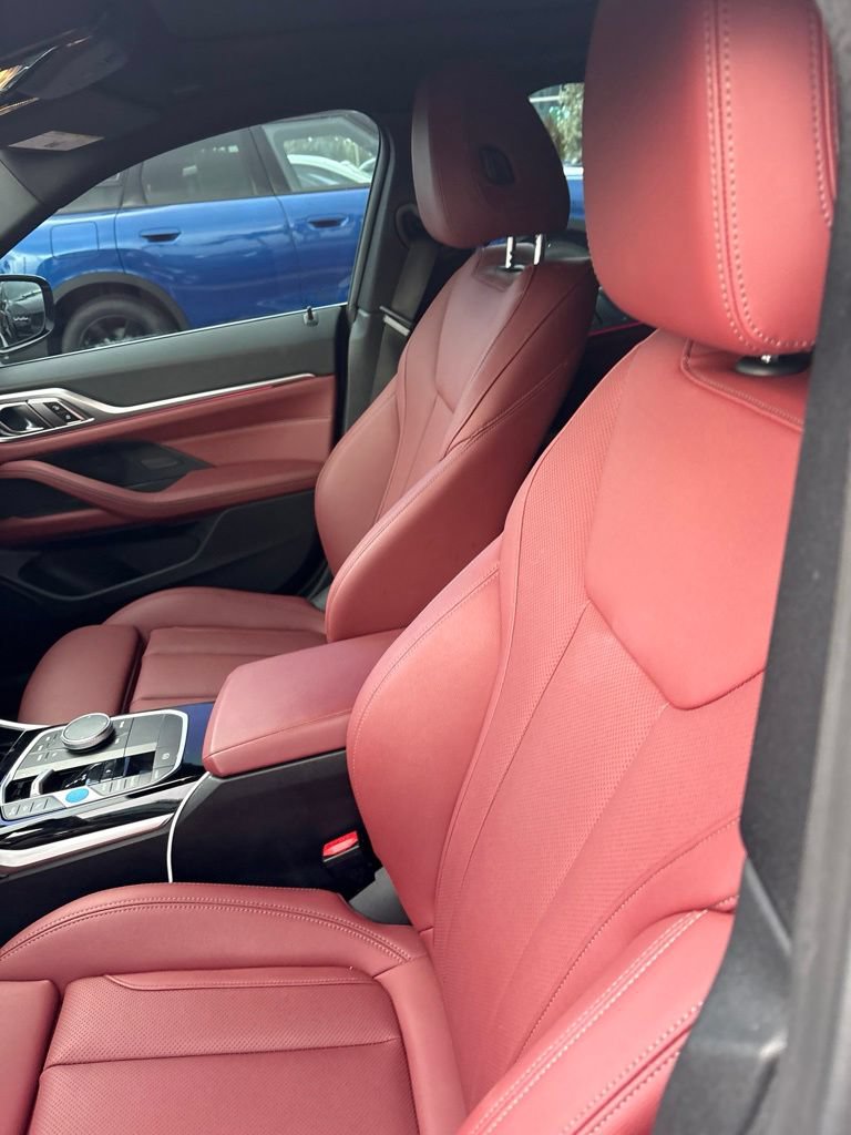 Used 2023 BMW i4 eDrive35 w/ Premium Package RWD image 2