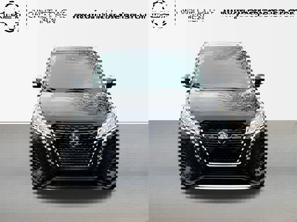 Used 2024 Nissan Kicks SV image 2