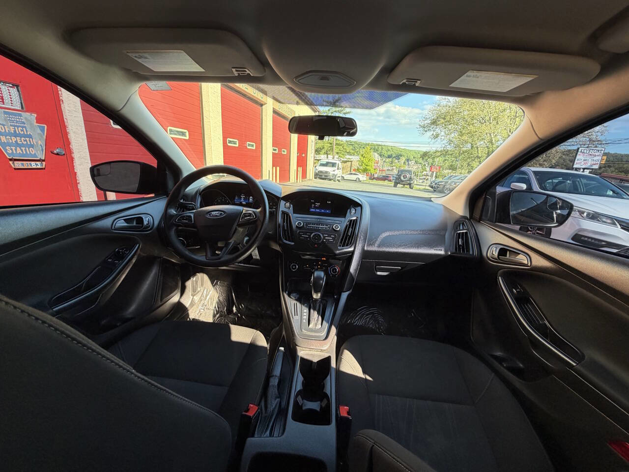 Used 2018 Ford Focus S FWD image 34