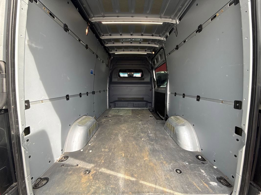 Used 2021 Mercedes-Benz Sprinter 2500 image 27