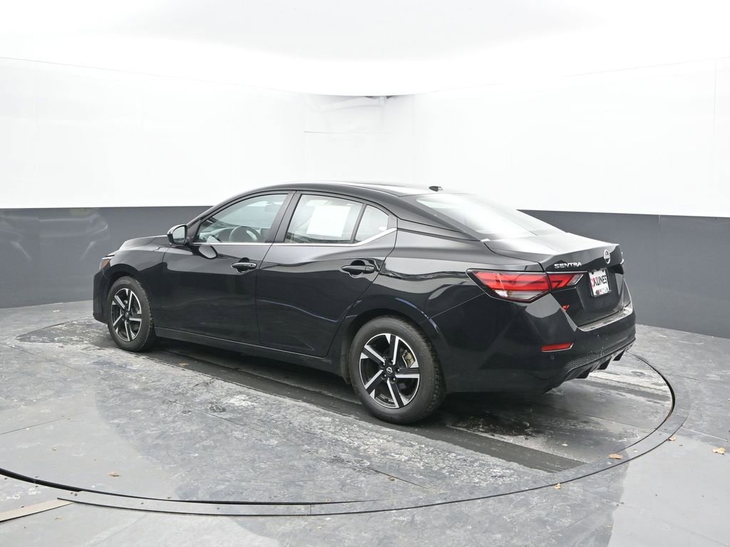 Used 2024 Nissan Sentra SV FWD image 10