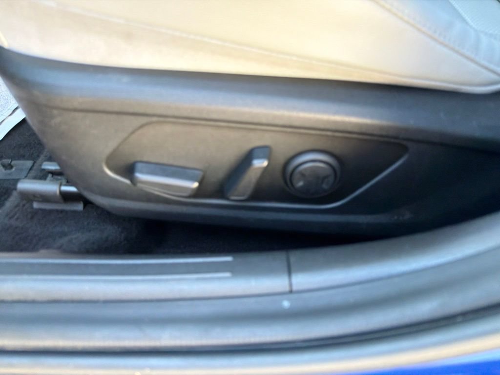 Used 2024 Hyundai Elantra Limited FWD image 23