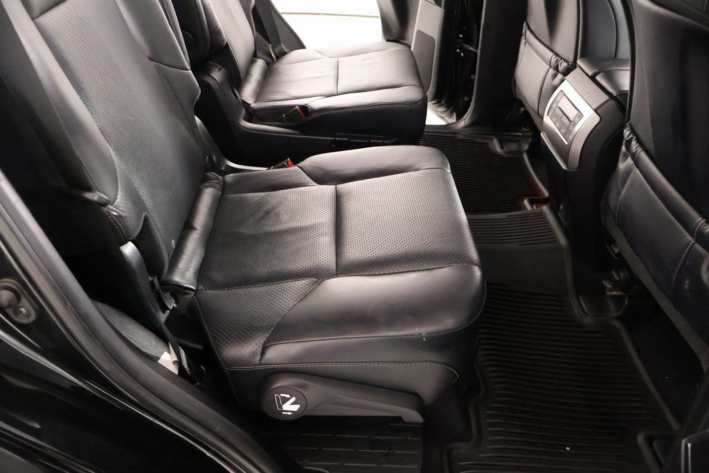 Used 2023 Lexus GX 460 Luxury w/ Sport Design Package AWD/4WD image 16