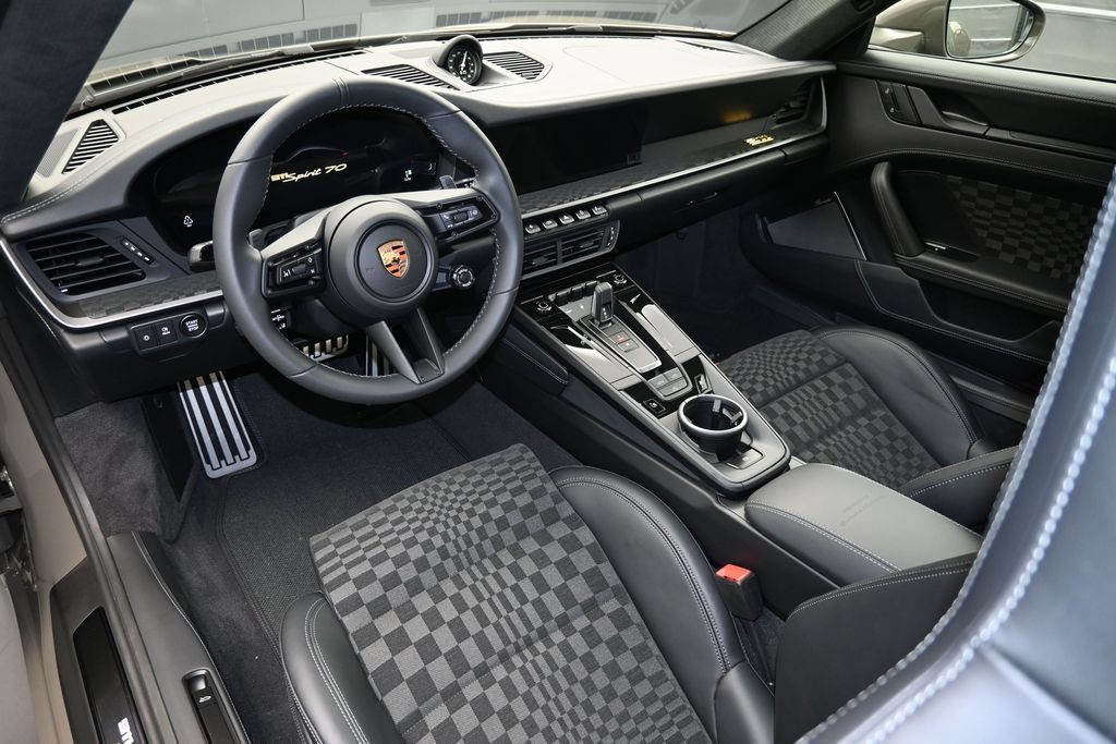 New 2026 Porsche 911 GTS RWD image 4