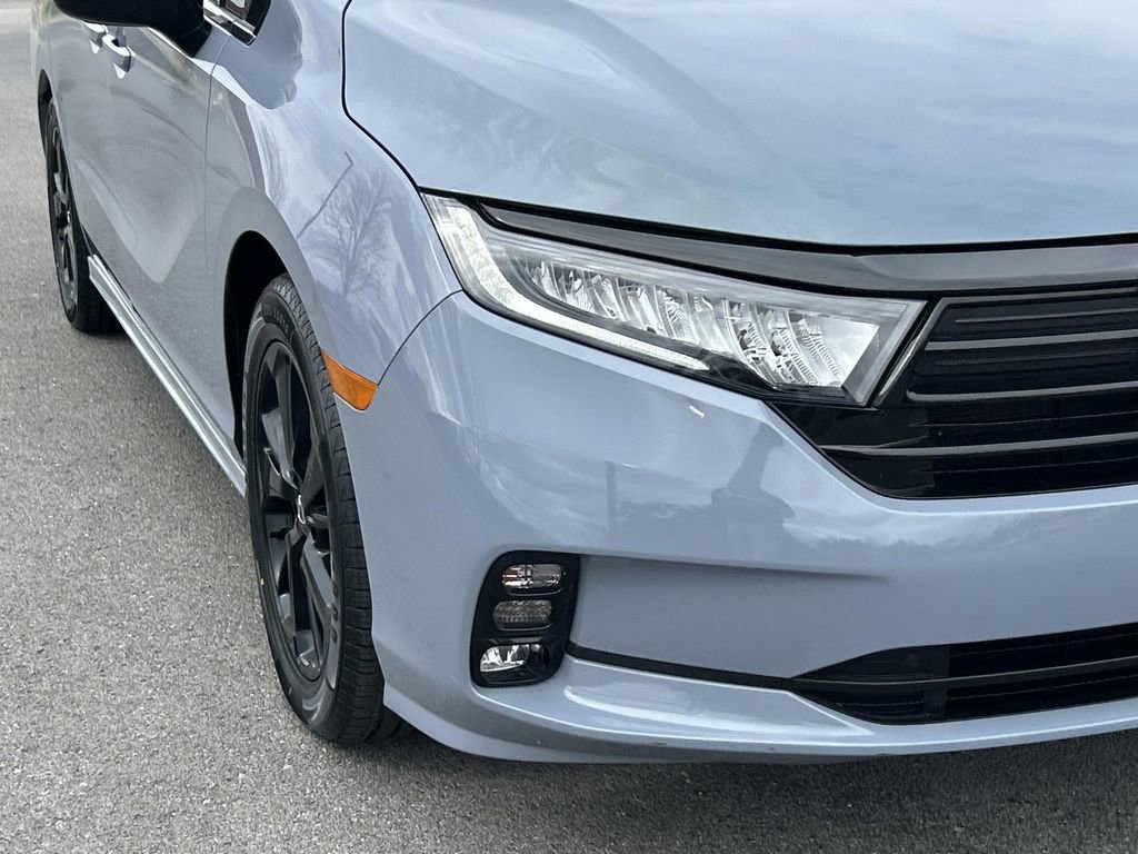 Used 2023 Honda Odyssey Sport image 11