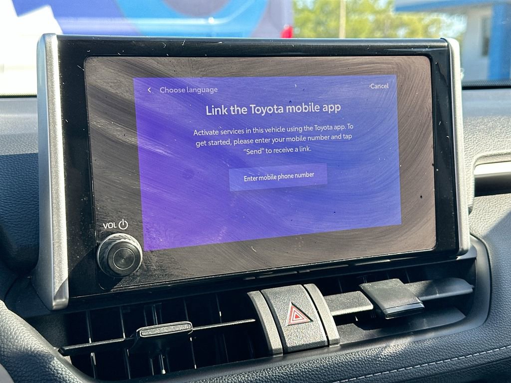 Used 2024 Toyota RAV4 LE image 15