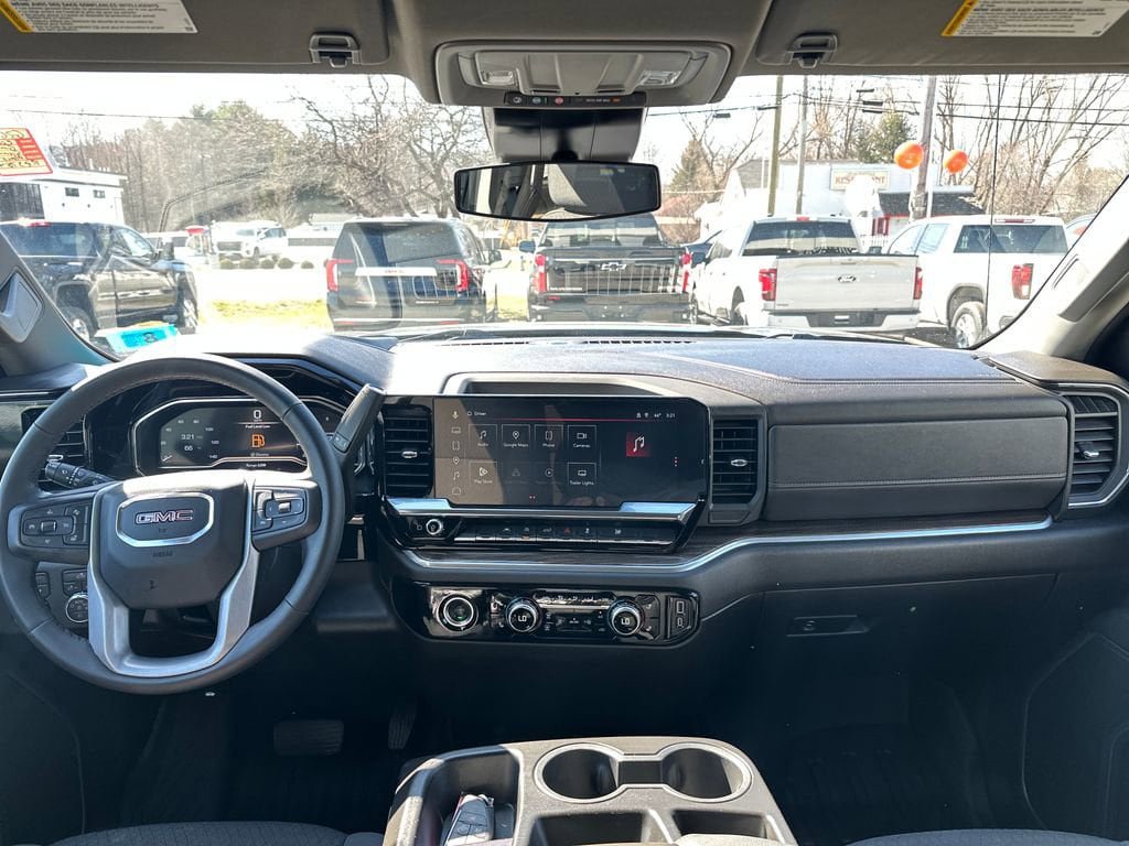 Used 2024 GMC Sierra 1500 Elevation AWD/4WD image 12