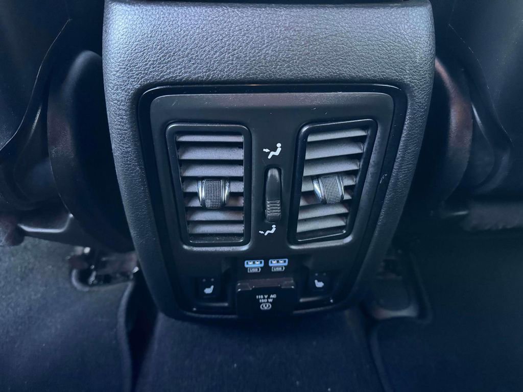 Used 2024 Dodge Durango GT image 15