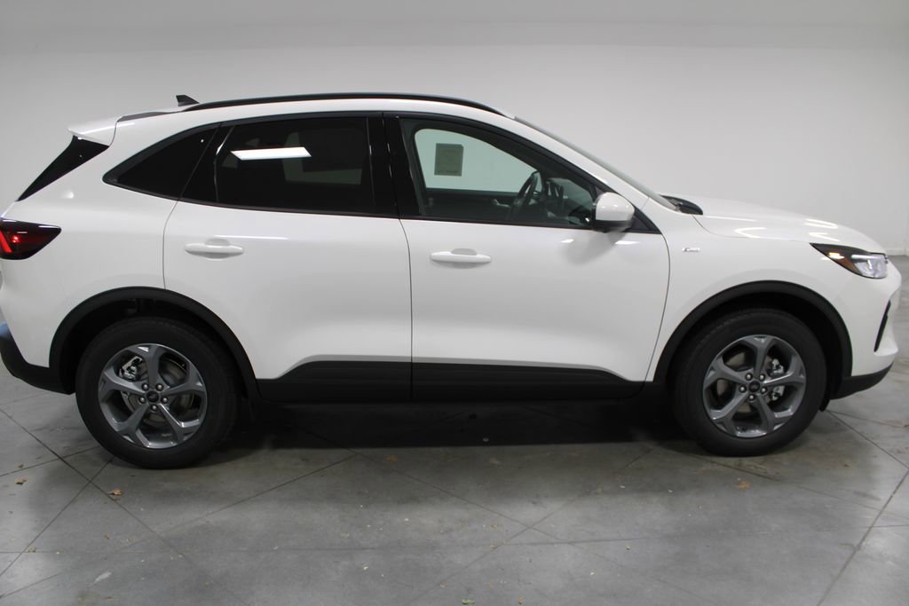 New 2026 Ford Escape ST-Line Select w/ Tech Pack #2 image 10