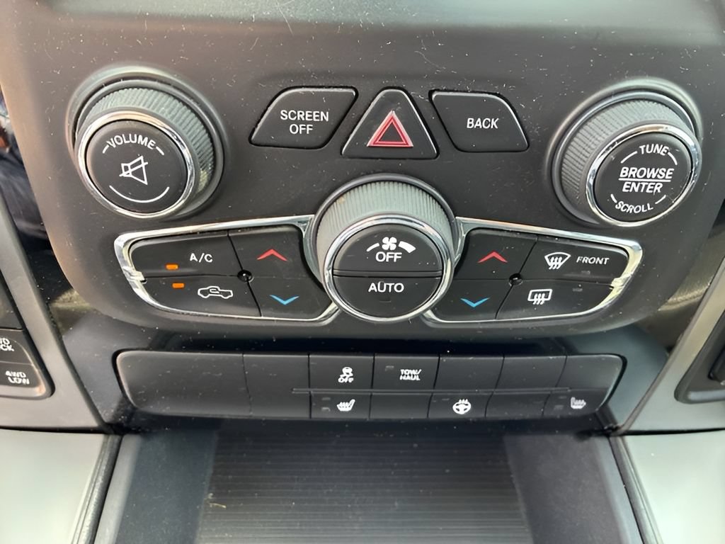 Used 2017 RAM 1500 Sport w/ Black Ram 1500 Sport Group AWD/4WD image 25