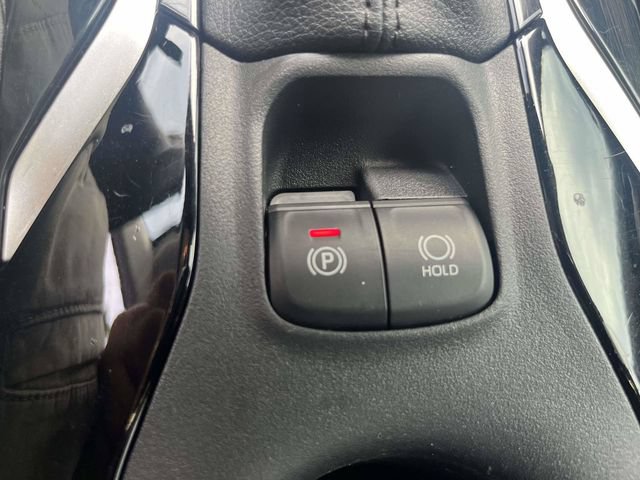 Used 2021 Toyota Corolla LE FWD image 27