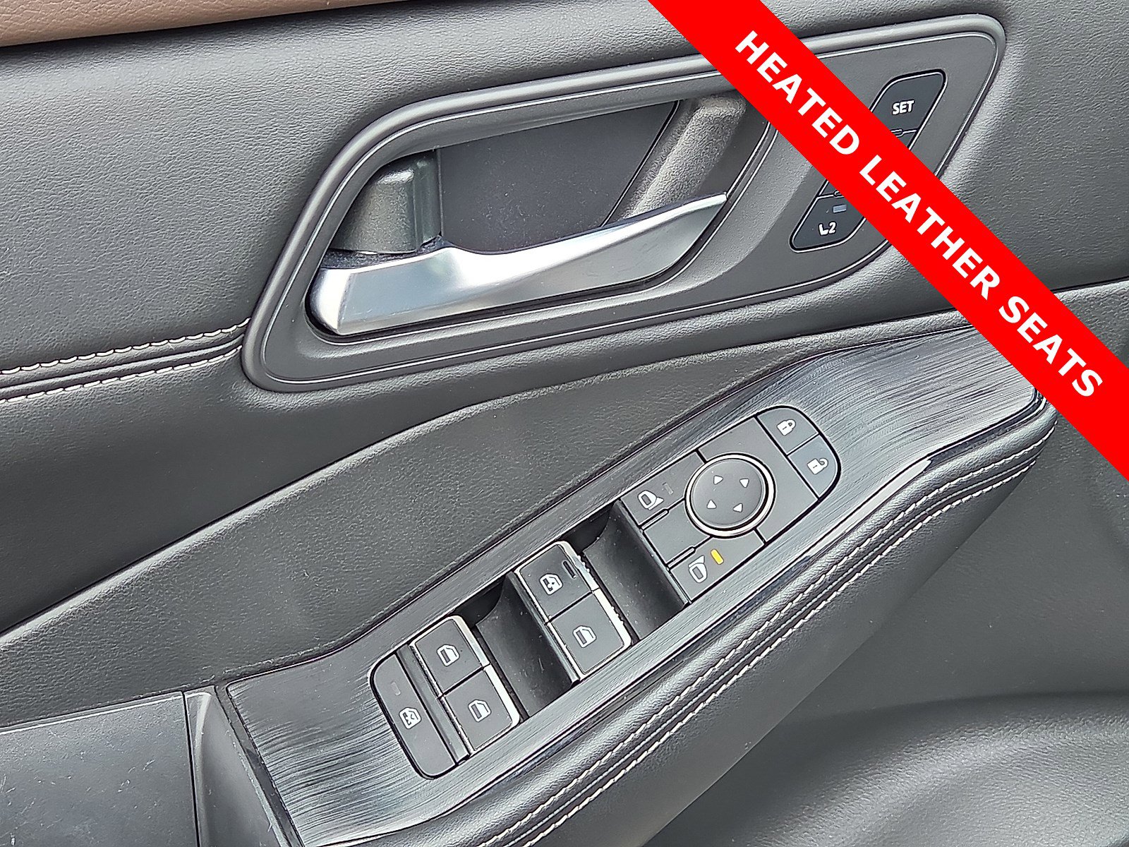 Used 2023 Nissan Rogue SL w/ SL Premium Package image 14