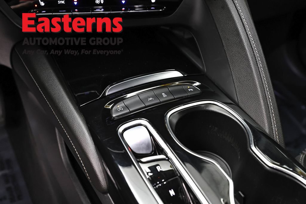 Used 2022 Buick Envision Preferred FWD image 21