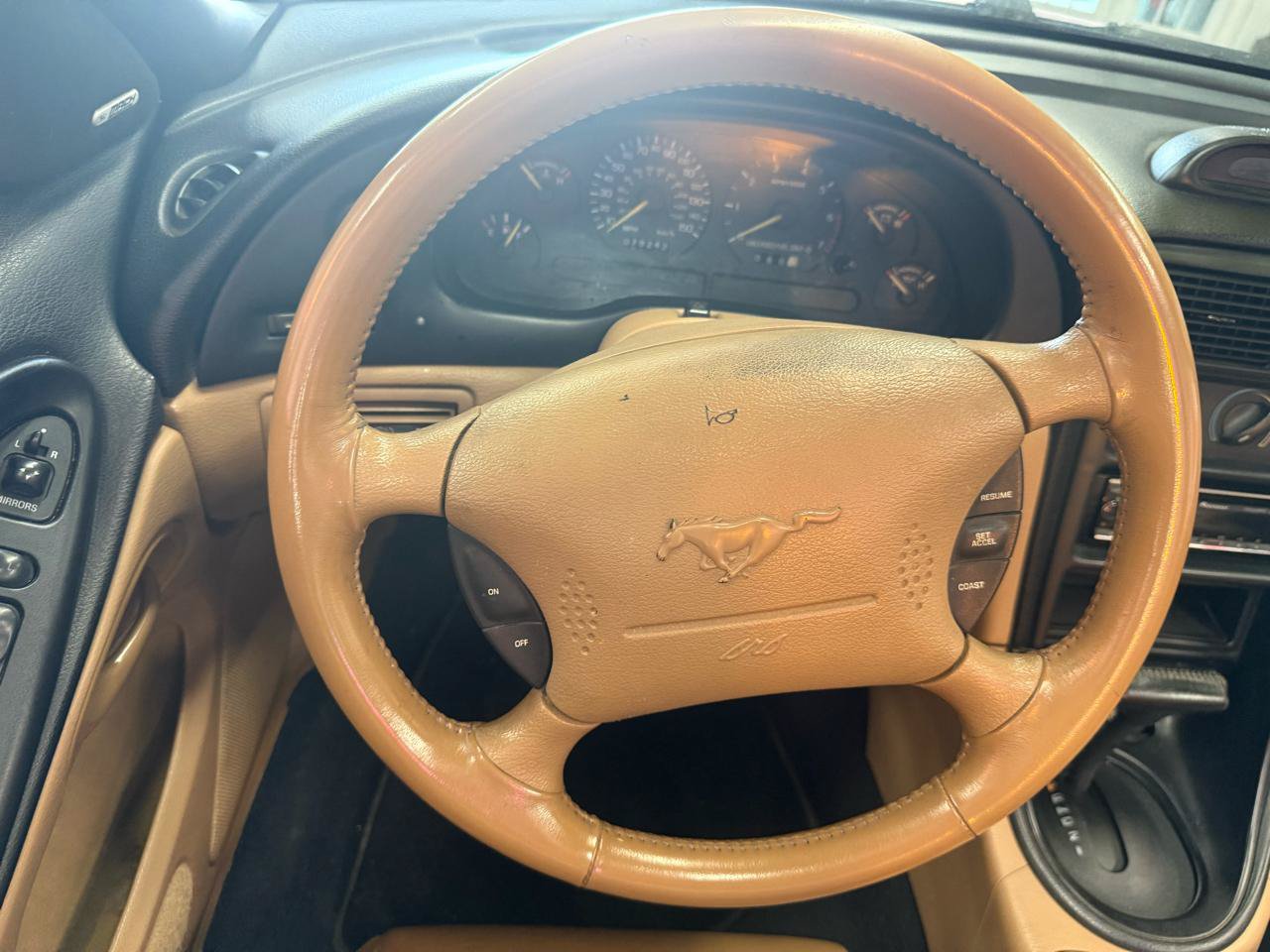 Used 1994 Ford Mustang GT RWD image 10