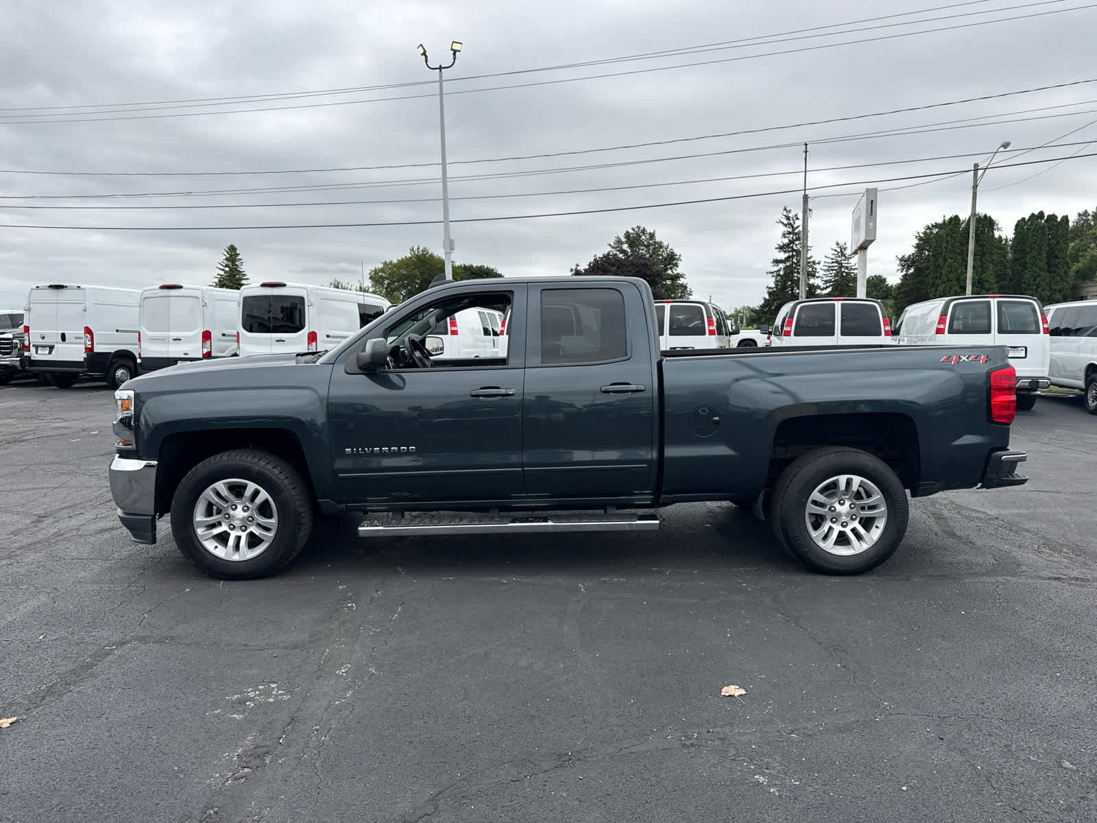 Certified 2019 Chevrolet Silverado 1500 LT w/ All Star Edition AWD/4WD image 2