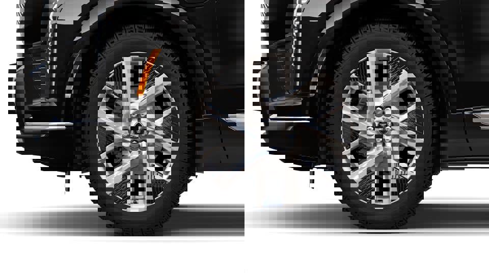 New 2026 Cadillac Optiq Luxury 1 image 9