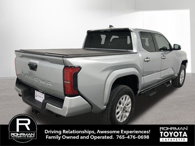 Used 2025 Toyota Tacoma SR5 AWD/4WD image 7