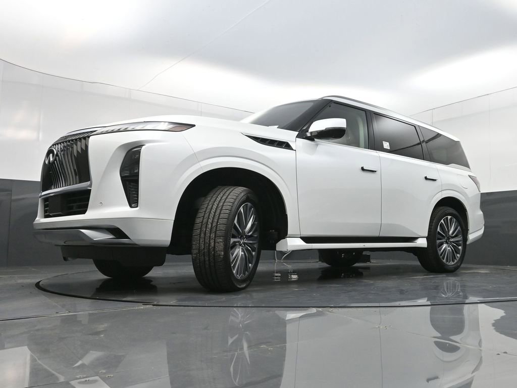 Used 2025 INFINITI QX80 Sensory image 32