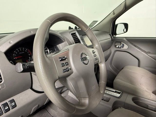 Used 2019 Nissan Frontier SV AWD/4WD image 16
