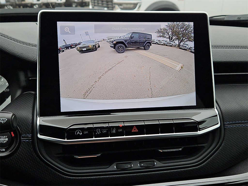 New 2026 Jeep Compass Latitude image 28