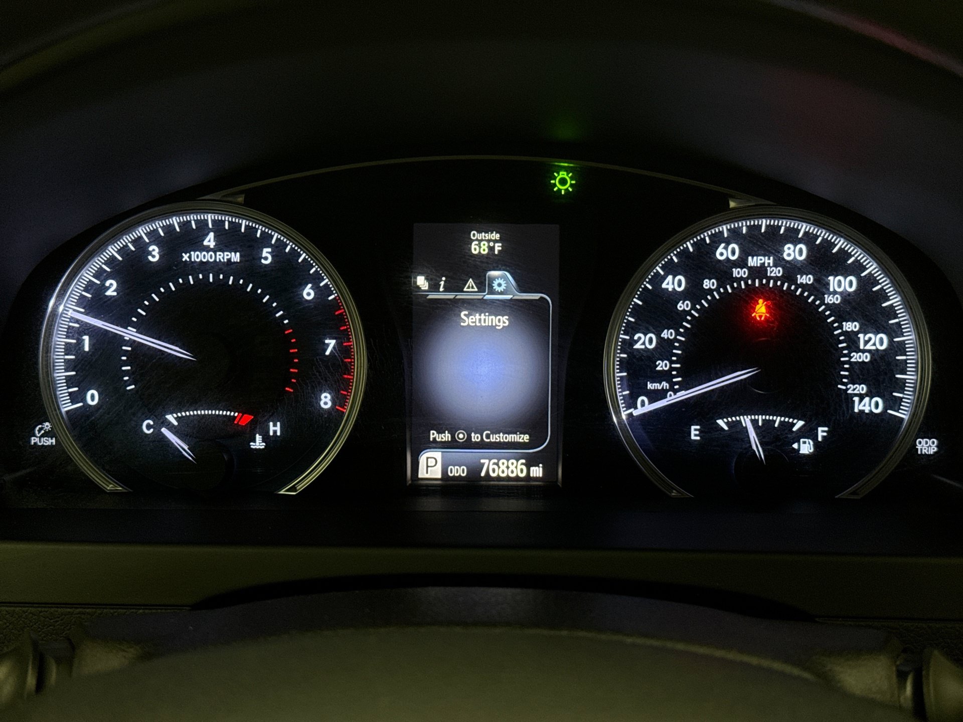 Used 2016 Toyota Camry LE FWD image 13