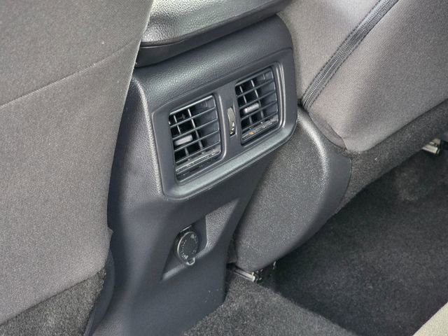 Used 2025 Toyota RAV4 LE FWD image 20
