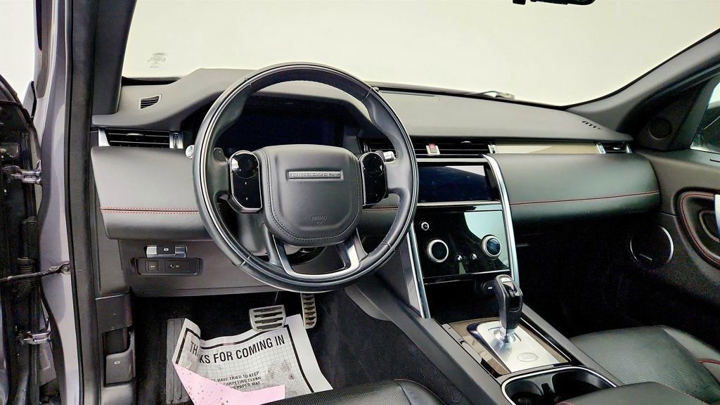 Used 2020 Land Rover Discovery Sport HSE R-Dynamic image 12