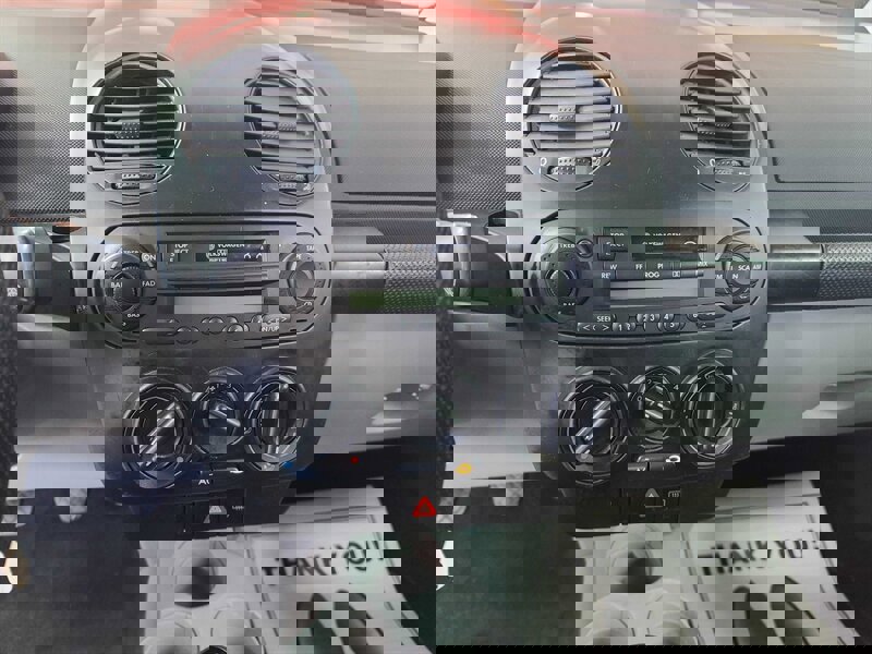 Used 2000 Volkswagen Beetle GL image 19