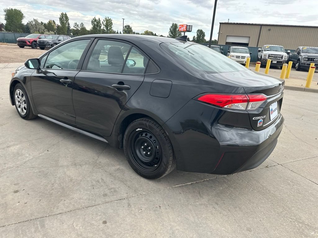 Used 2023 Toyota Corolla LE FWD image 29