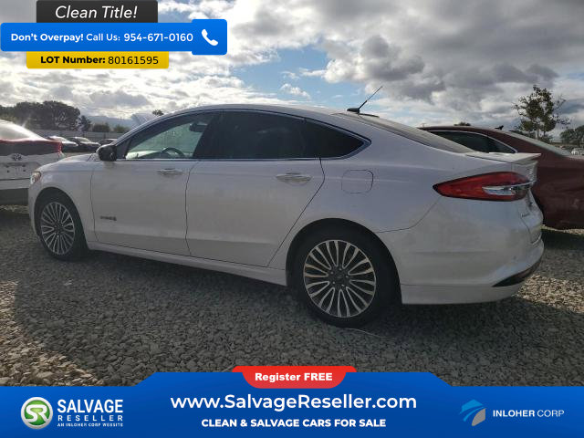 Used 2018 Ford Fusion Titanium FWD image 3