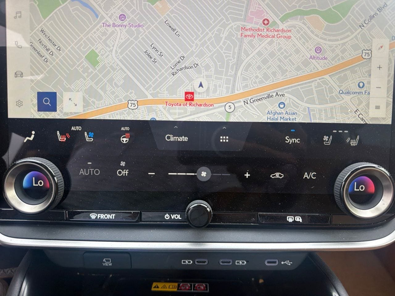 Used 2024 Lexus RZ 300e Premium w/ Accessory Package (Z1) FWD image 12