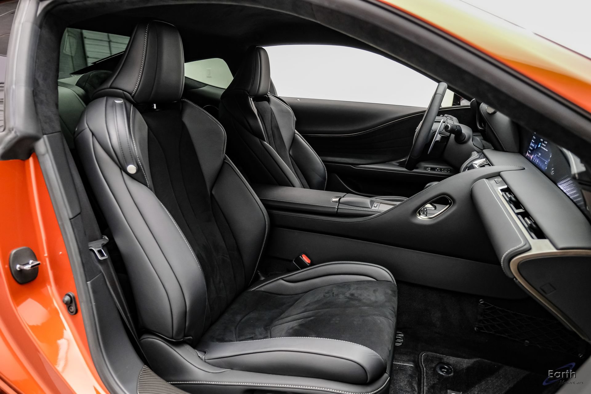 Used 2021 Lexus LC 500 Coupe w/ Performance Package RWD image 47