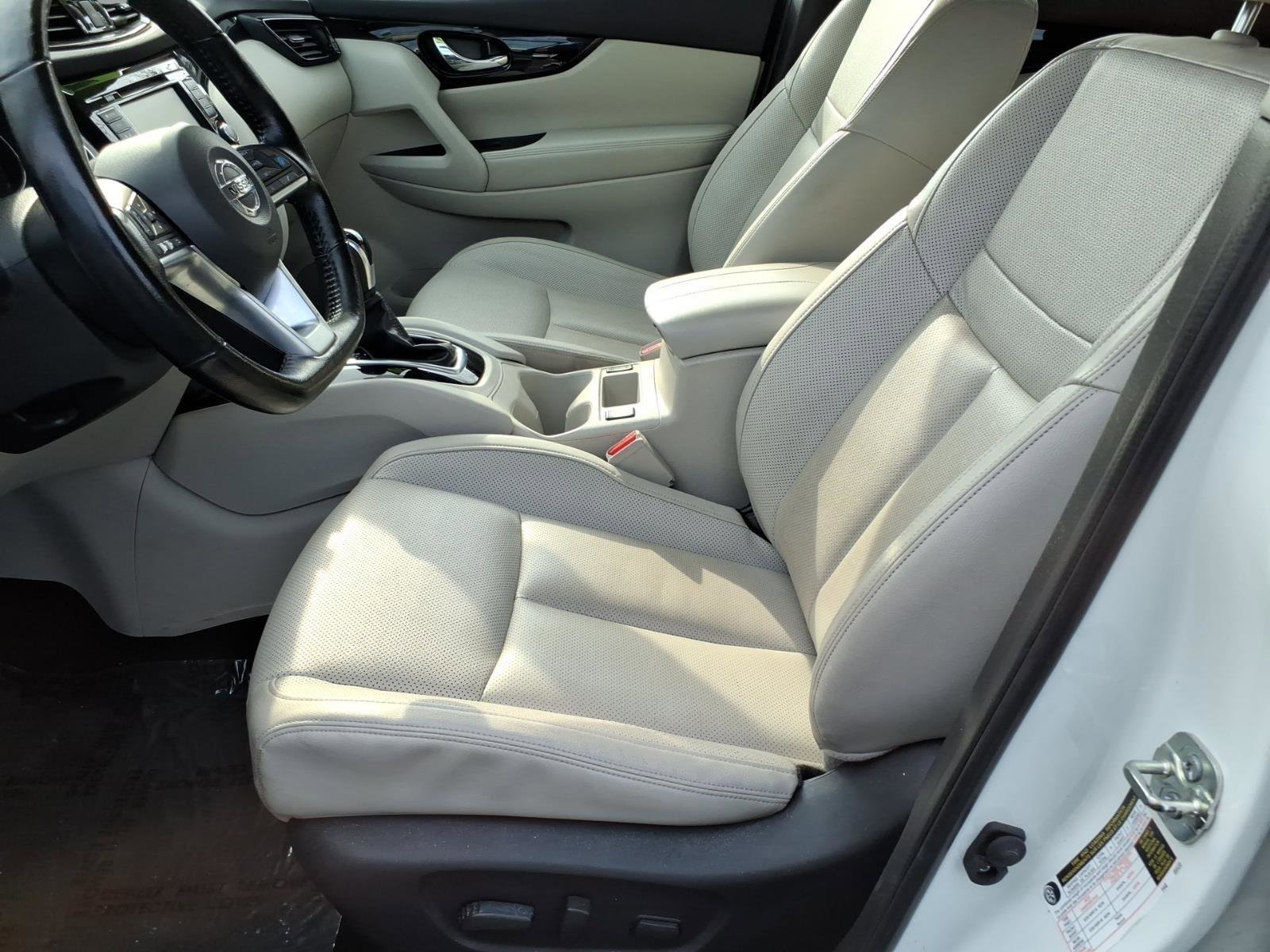 Used 2022 Nissan Rogue Sport SL w/ Premium Package AWD/4WD image 12