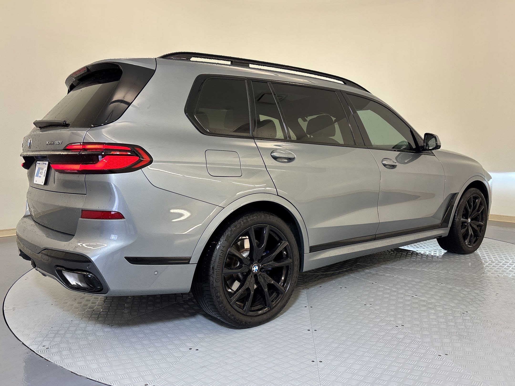 Certified 2024 BMW X7 xDrive40i w/ Executive Package AWD/4WD image 8