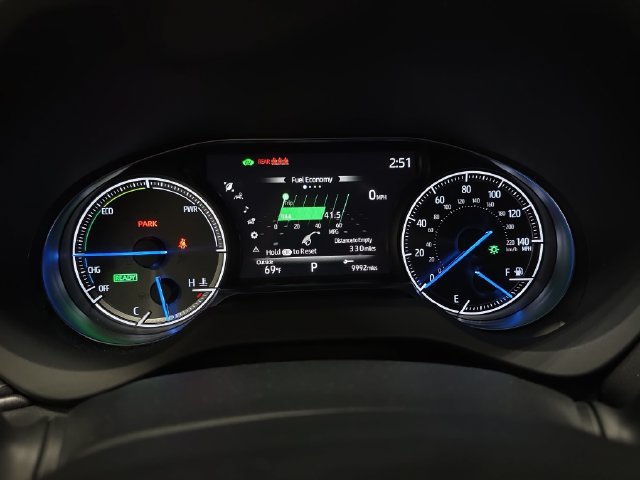 Certified 2021 Toyota Venza XLE w/ Softex Package AWD/4WD image 16