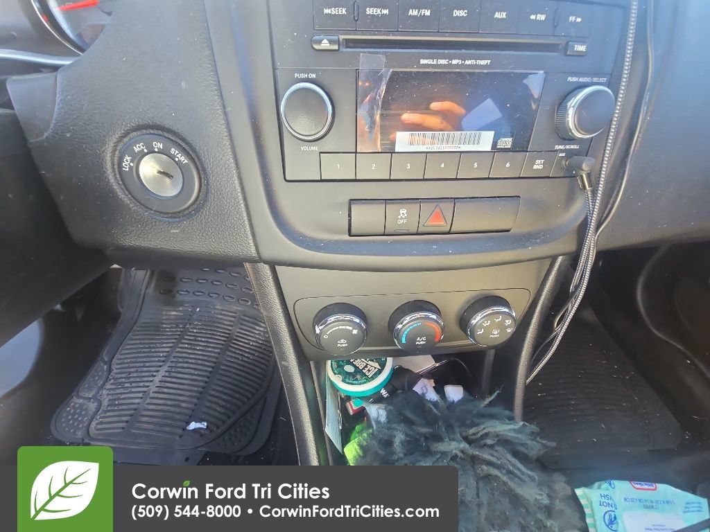 Used 2014 Dodge Avenger SE FWD image 13