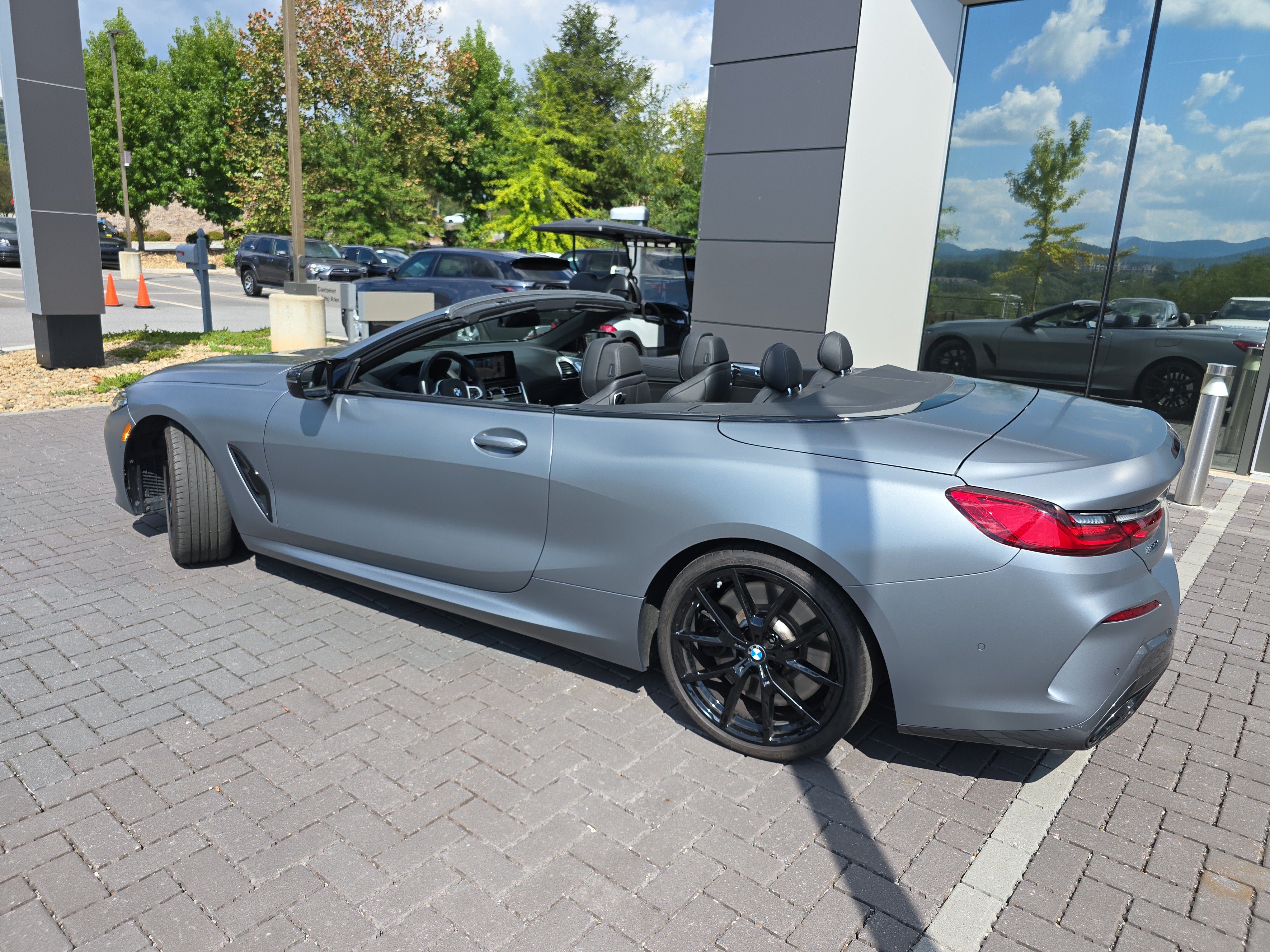 Used 2024 BMW M850i xDrive Convertible w/ M Carbon Exterior Package AWD/4WD image 7