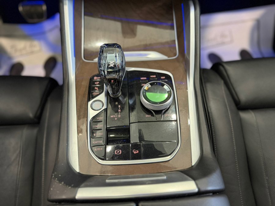 Used 2020 BMW X6 xDrive40i w/ M Sport Package AWD/4WD image 29