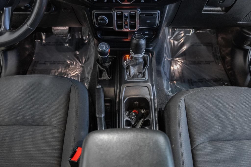 Used 2023 Jeep Gladiator Sport AWD/4WD image 26
