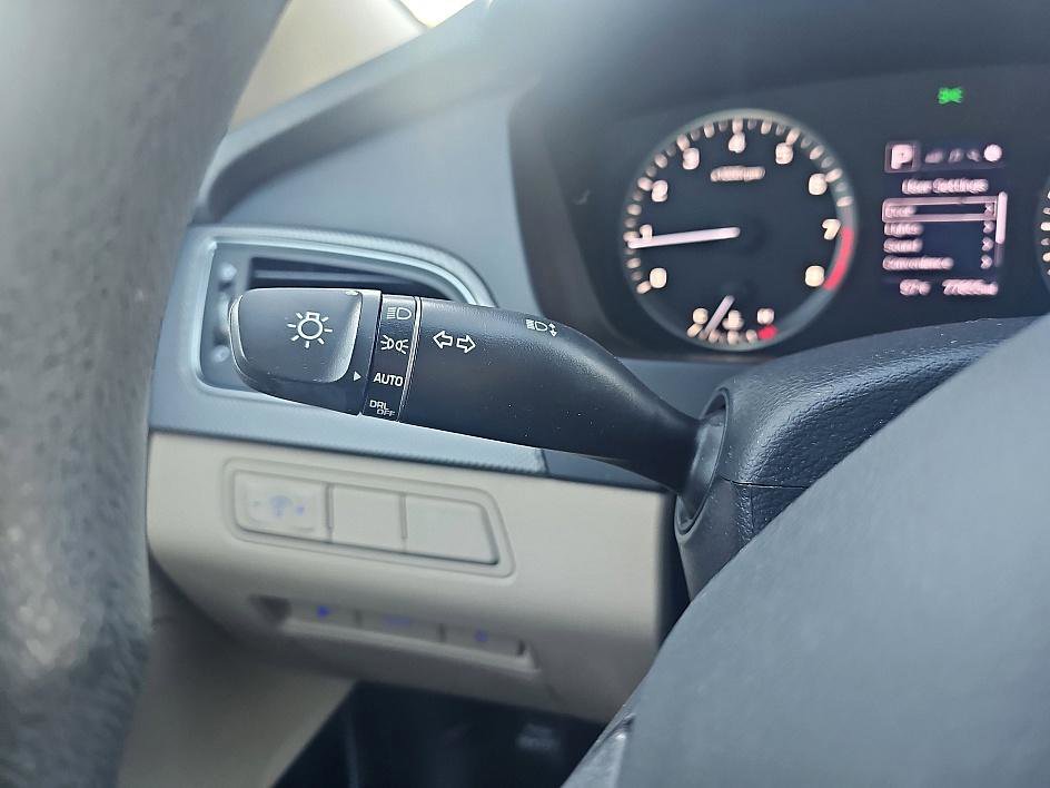 Used 2017 Hyundai Sonata SE image 18