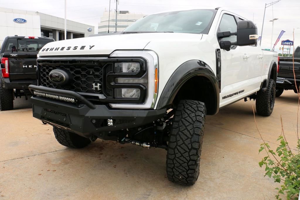 New 2026 Ford F250 Lariat w/ Black Appearance Package