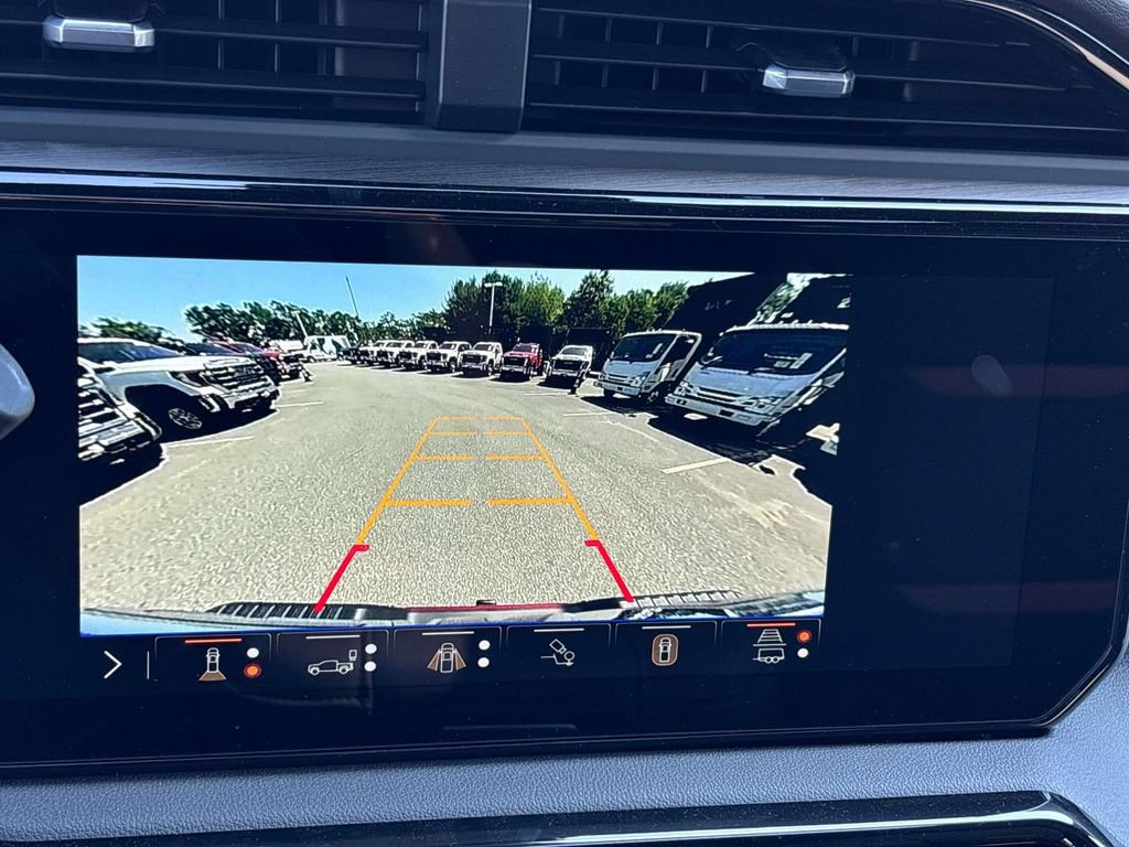 New 2026 GMC Sierra 2500 AT4 w/ Max Trailering Package AWD/4WD image 15