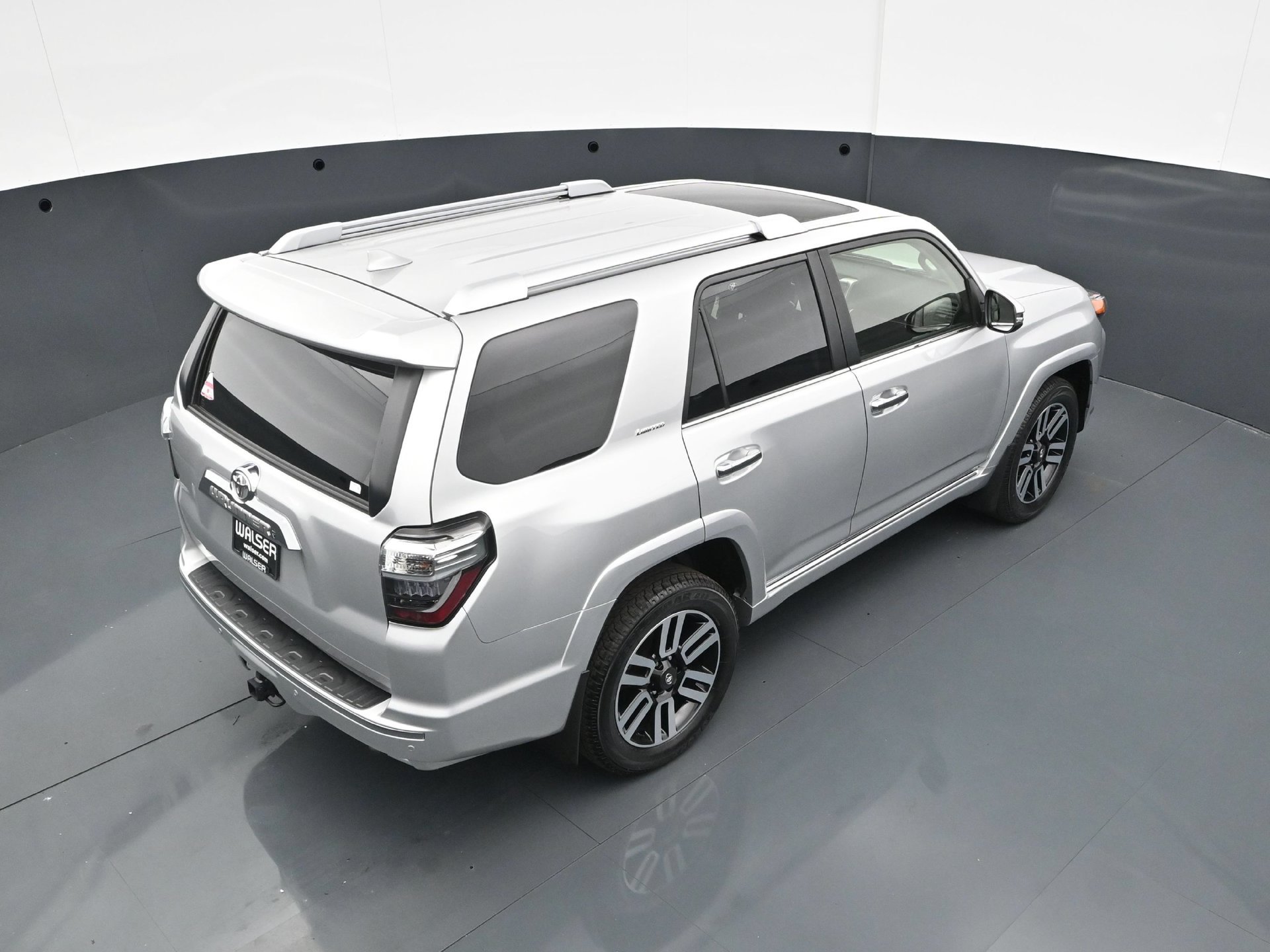 Used 2024 Toyota 4Runner Limited AWD/4WD image 38