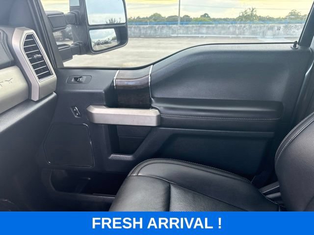 Used 2022 Ford F250 Lariat w/ Lariat Value Package AWD/4WD image 9