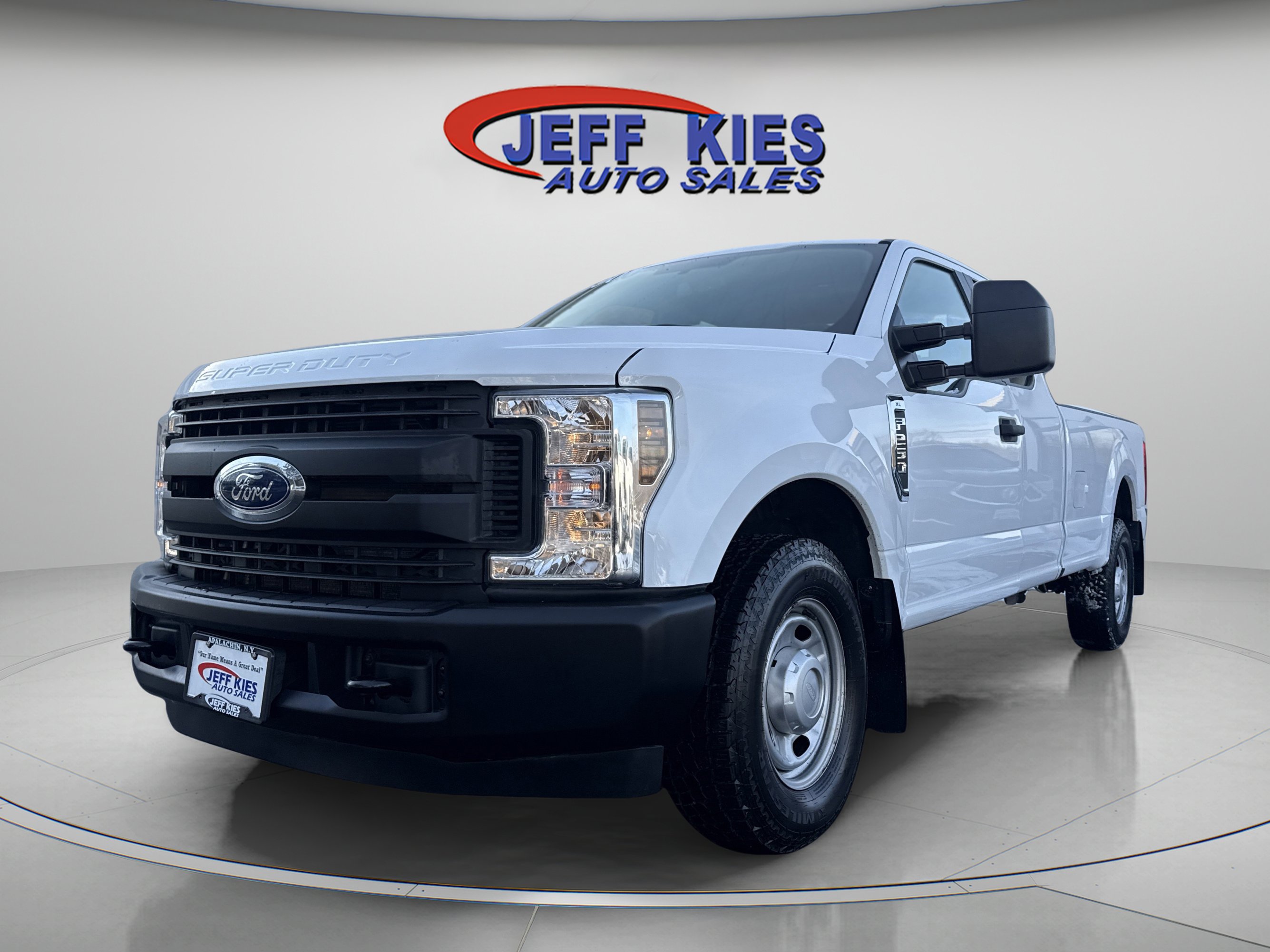 Used 2019 Ford F250 XL image 1
